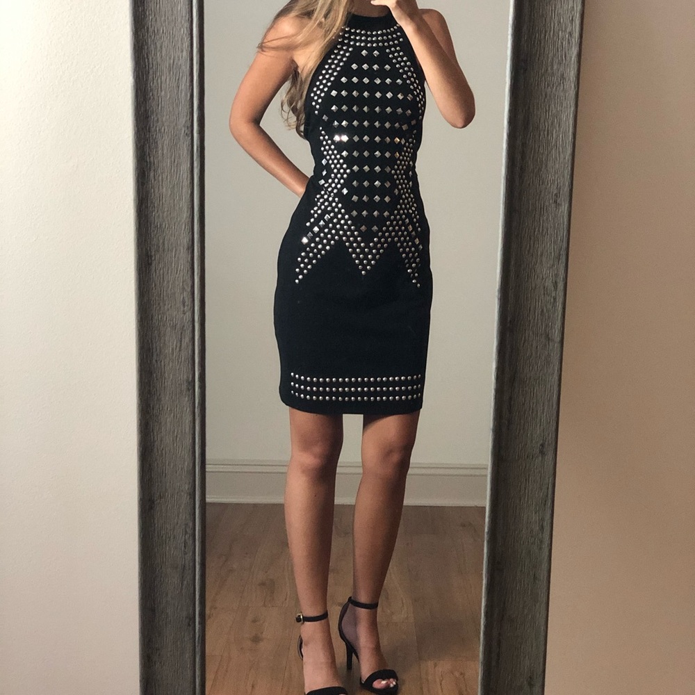 Express dress - Picture 6 of 7